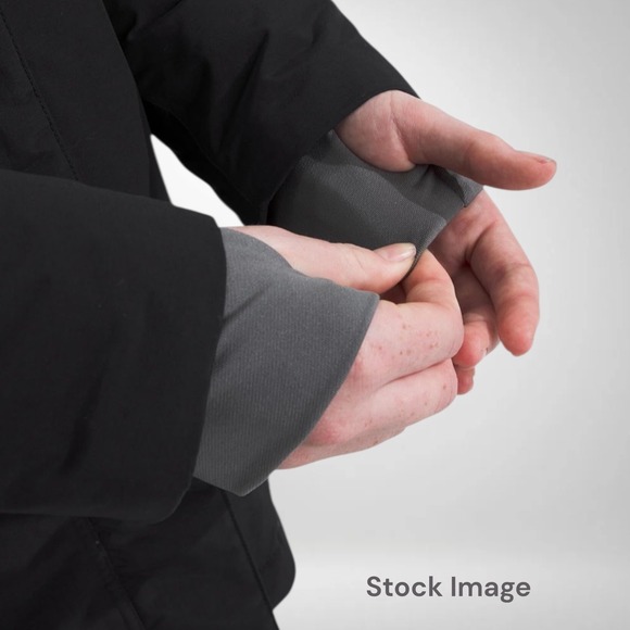 The North Face Girls Small 7/8 Arctic Parka Black Faux Fur Hood Winter Coat NWT - Picture 8 of 13